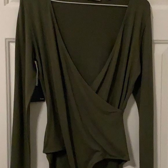 Wilfred Free Hari Bodysuit - Picture 4 of 12